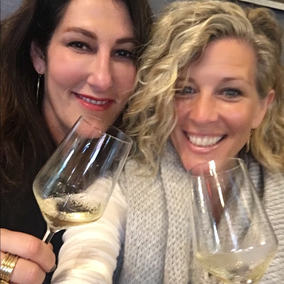 Meet your Posher, Jill - Picture 3 of 3